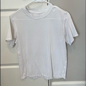 Lulu size 4 white shirt